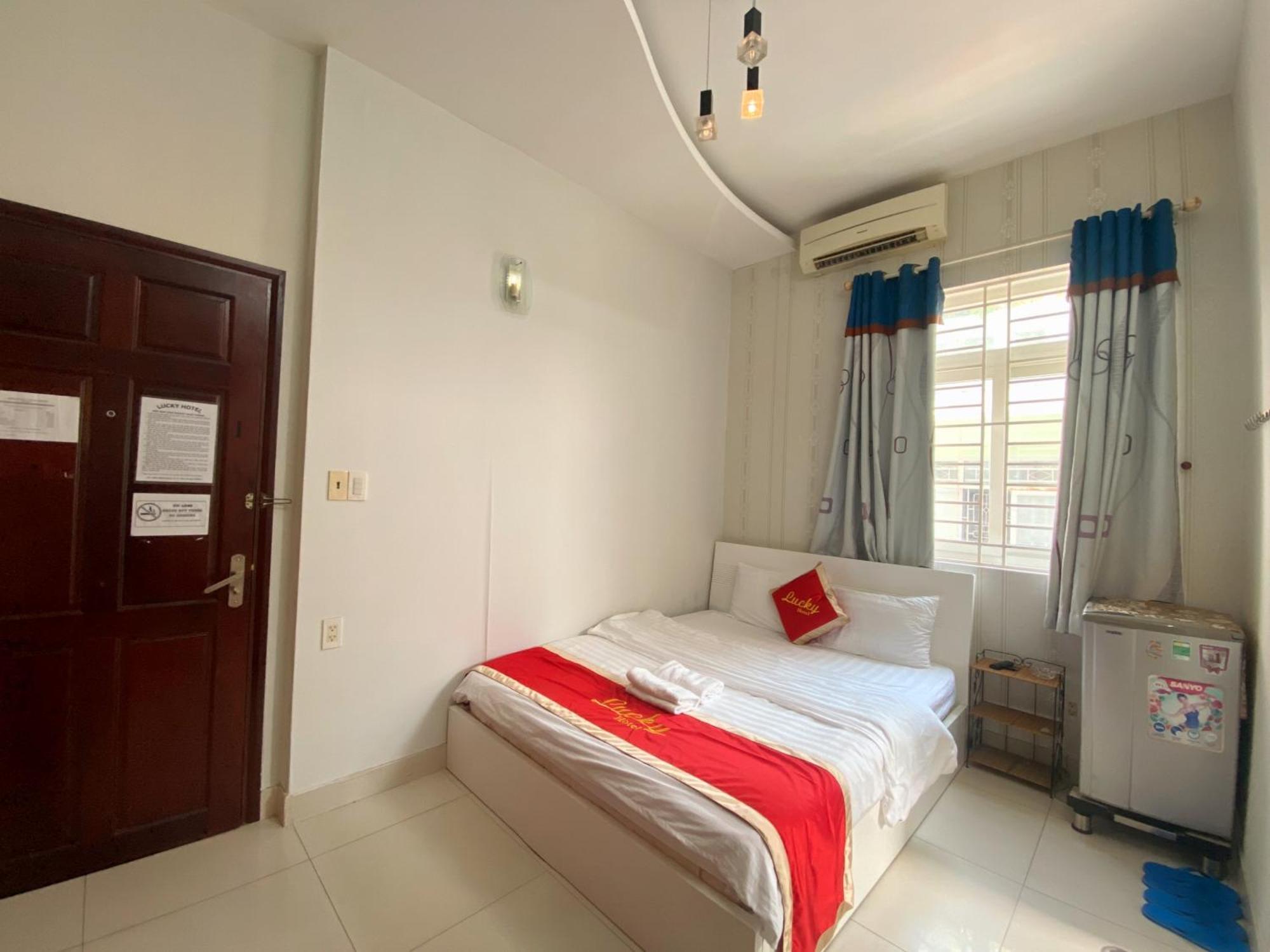 Lucky Hotel Cidade de Ho Chi Minh Exterior foto